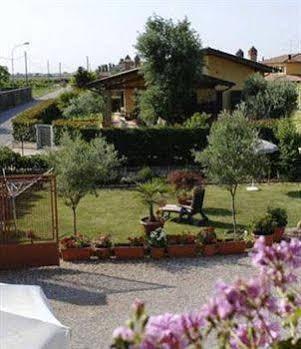 B&B Il Girasole Валеджо-суль-Минчо Экстерьер фото