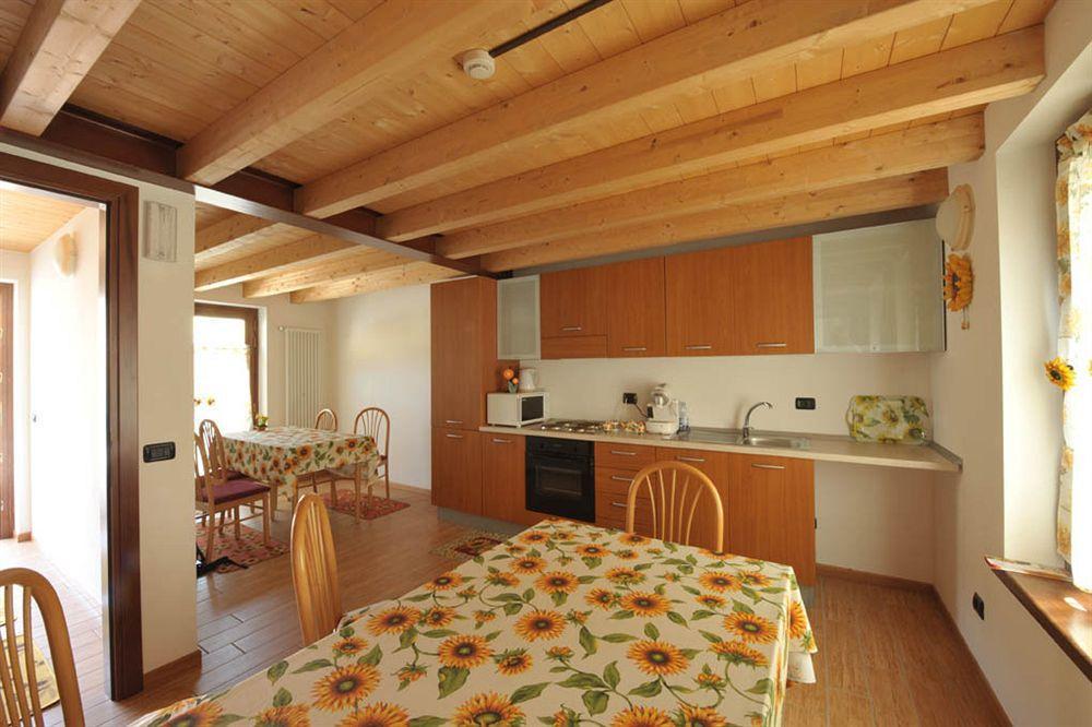 B&B Il Girasole Валеджо-суль-Минчо Экстерьер фото