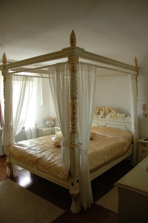 B&B Il Girasole Валеджо-суль-Минчо Номер фото