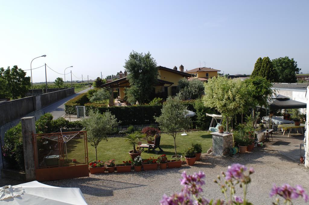 B&B Il Girasole Валеджо-суль-Минчо Номер фото