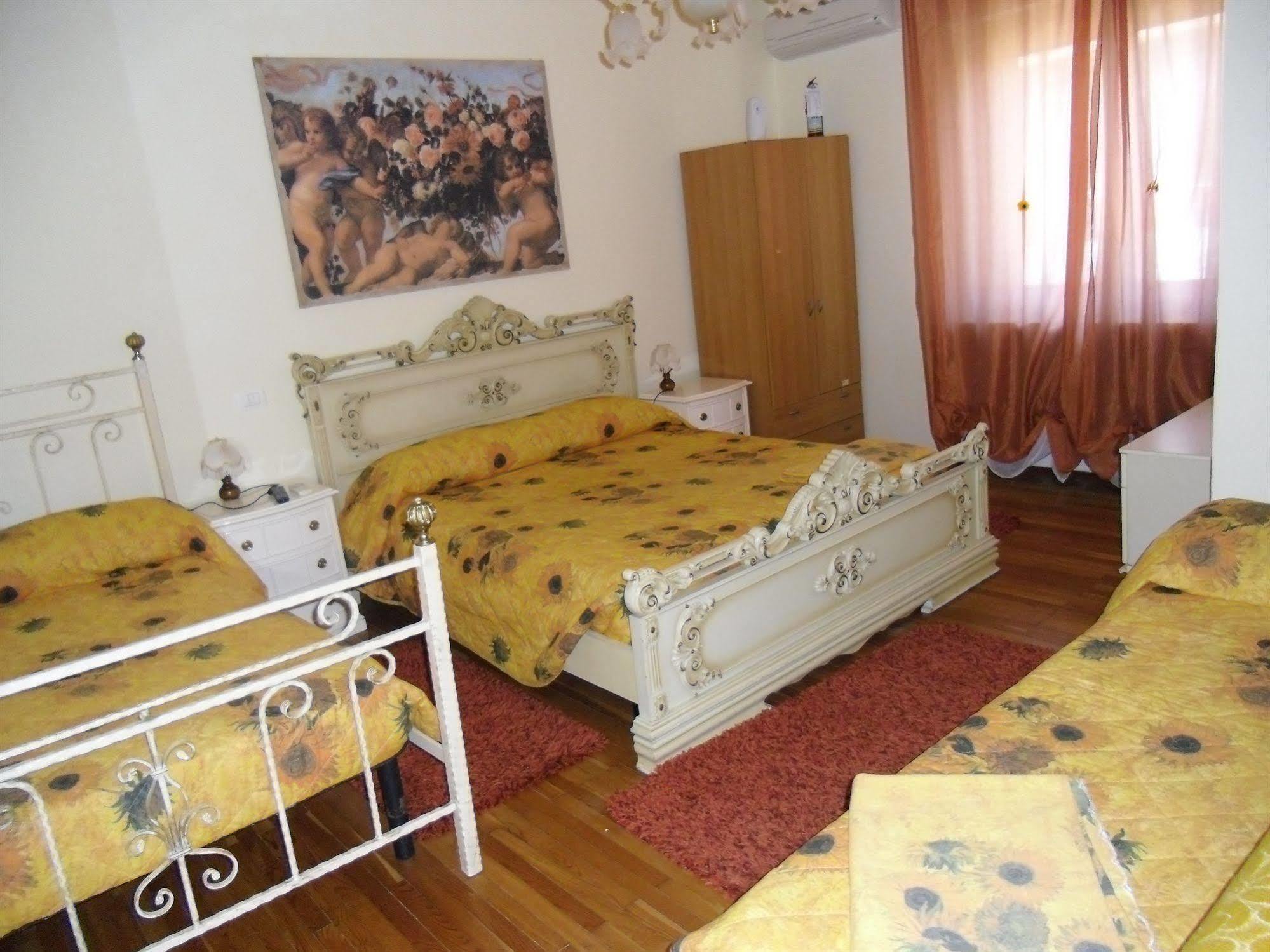 B&B Il Girasole Валеджо-суль-Минчо Экстерьер фото