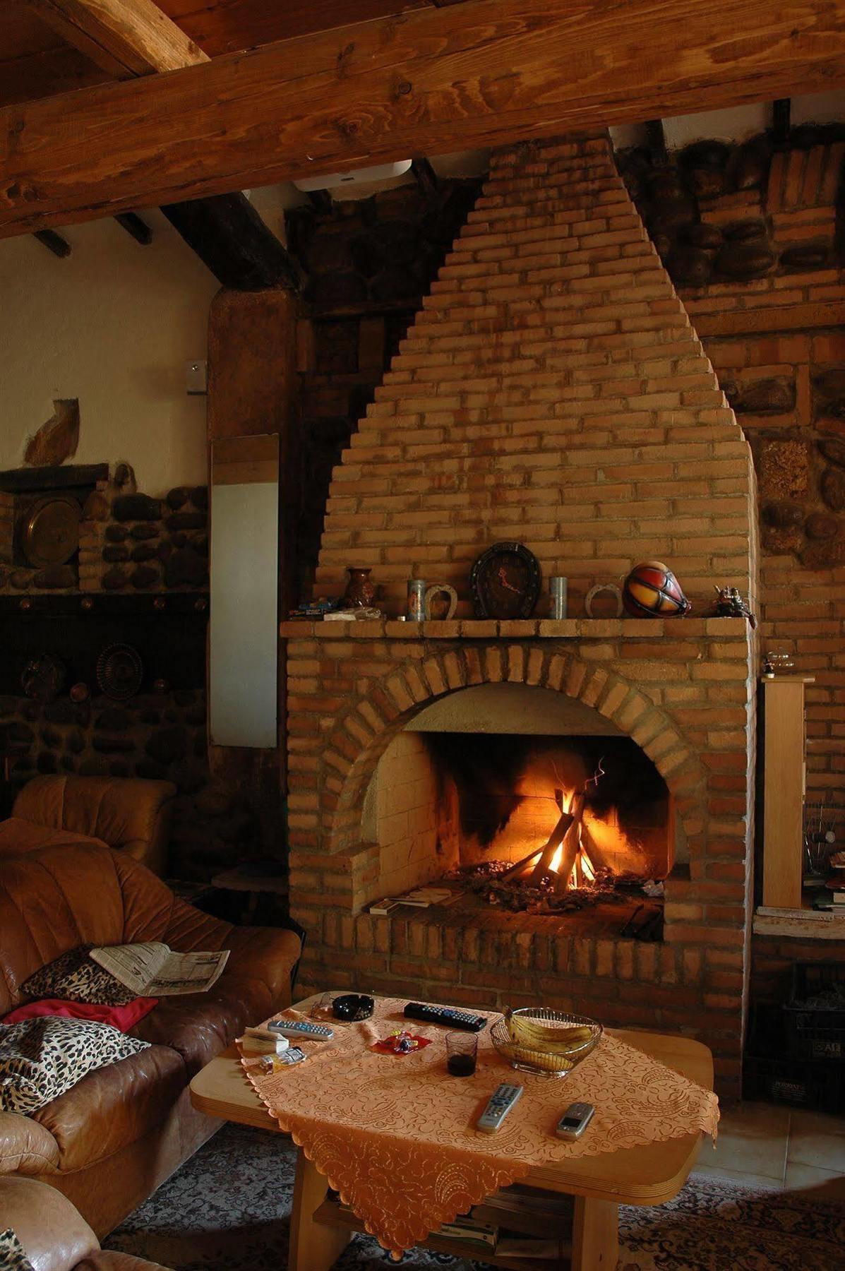 B&B Il Girasole Валеджо-суль-Минчо Экстерьер фото